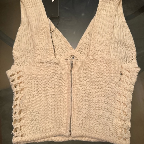 FASHION NOVA TOP - Picture 3 of 5